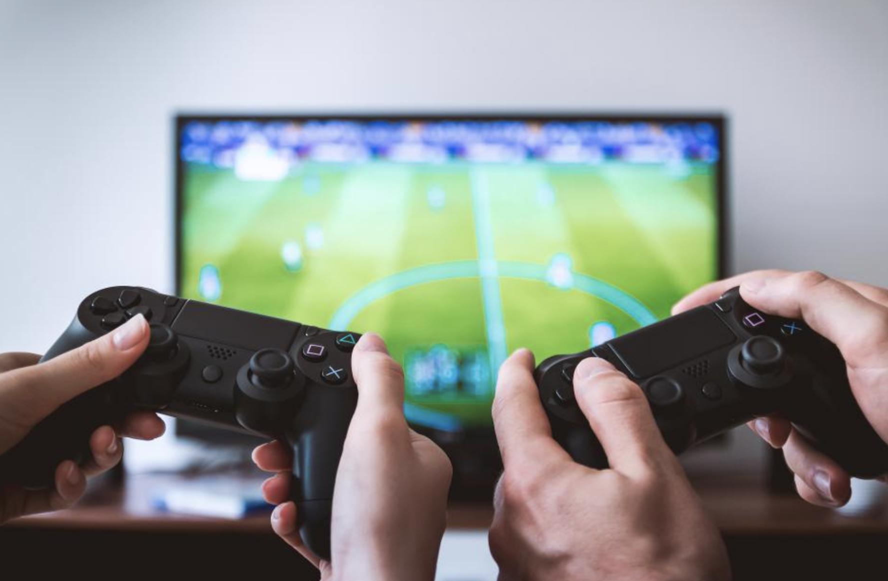 https://stocksnap.io/photo/video-games-YU7ENGR6EK